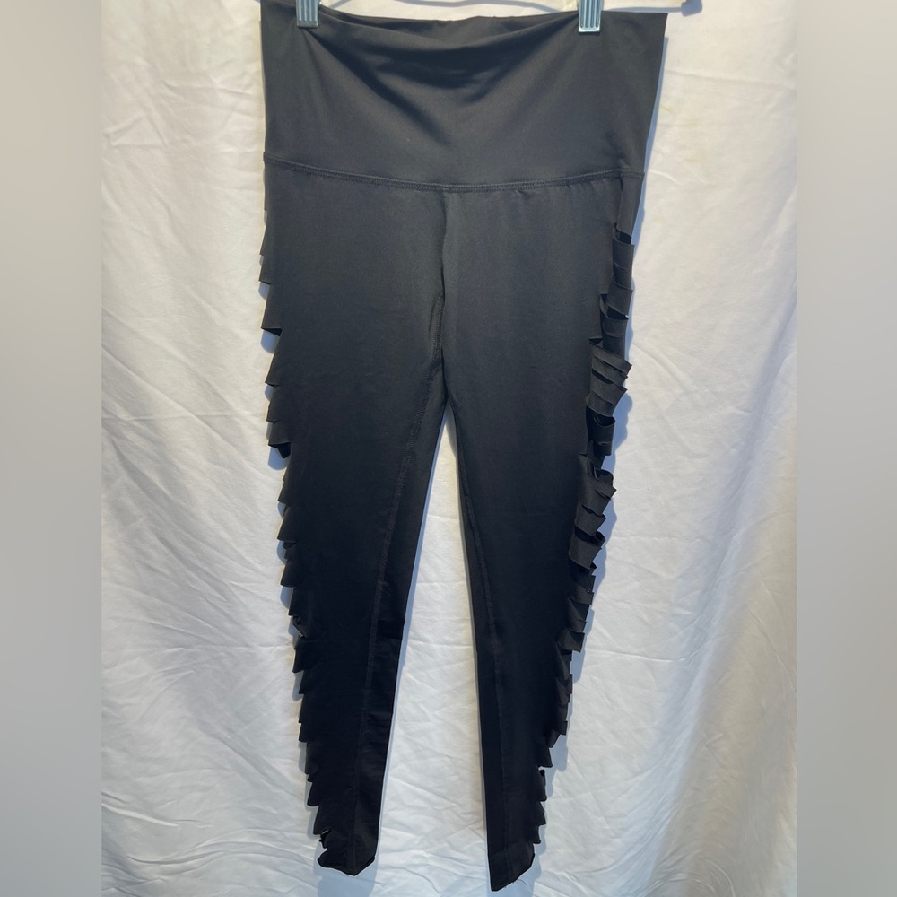 Teeki brand Black High-Waist Slit Side Leggings Size S
